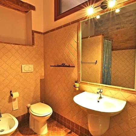 Galanti Alloggio per agriturismo *